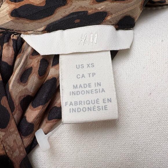 H&M Leopard Print Long Sleeve Blouse Top Gold Buttons XS Mob Wife Glam Party - Picture 7 of 8